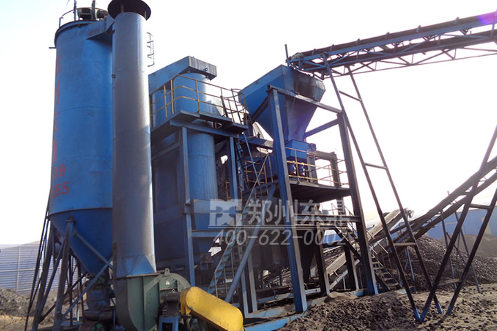 復合式干法選煤設備是東鼎干燥開發的一種新型煤炭提質技術裝備，適用于動力煤排矸、降低商品煤灰分、提高發熱量